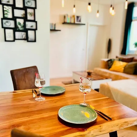 Casa Clara - Helle 2-zi-whg Nahe Uniklinik & Zentrum, Kueche Und Smarttv * 마그데부르크