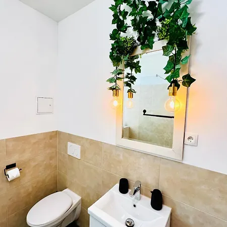 아파트 Casa Clara - Helle 2-zi-whg Nahe Uniklinik & Zentrum, Kueche Und Smarttv *