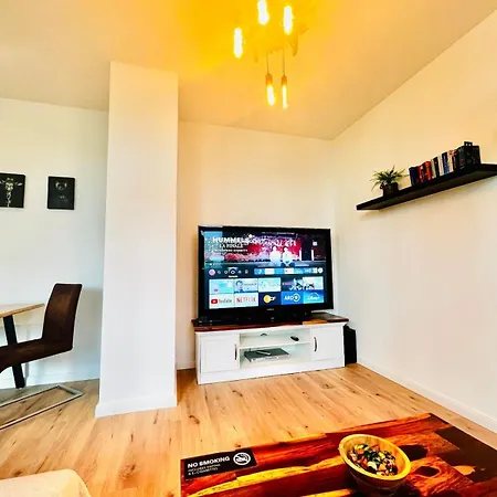Casa Clara - Helle 2-zi-whg Nahe Uniklinik & Zentrum, Kueche Und Smarttv