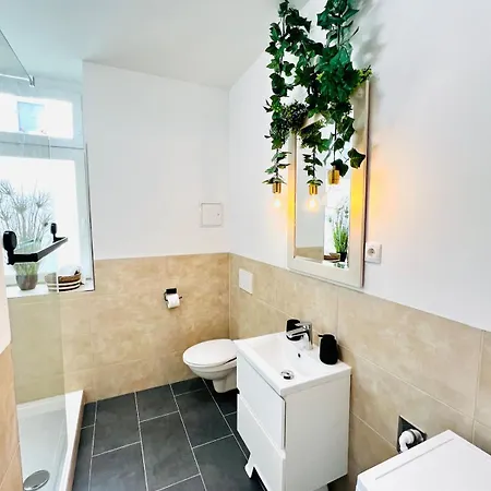 Casa Clara - Helle 2-zi-whg Nahe Uniklinik & Zentrum, Kueche Und Smarttv 마그데부르크