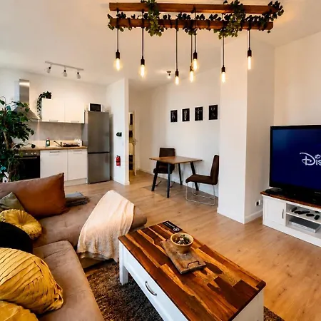 아파트 Casa Clara - Helle 2-zi-whg Nahe Uniklinik & Zentrum, Kueche Und Smarttv
