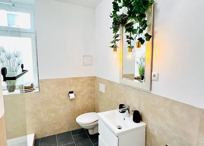 Casa Clara - Helle 2-zi-whg Nahe Uniklinik & Zentrum, Kueche Und Smarttv ماغديبورغ